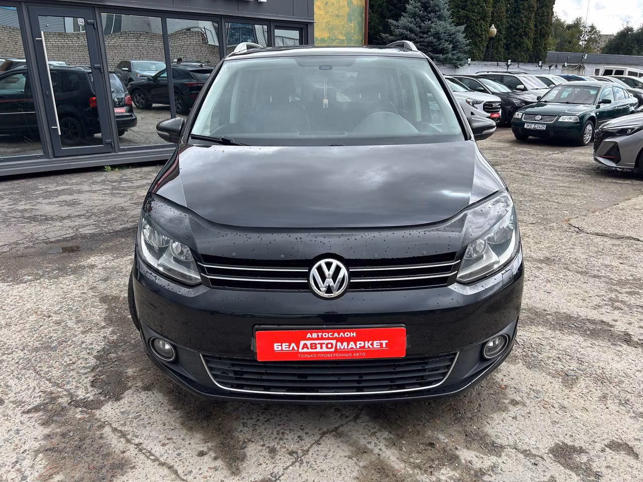 Volkswagen Touran фото 2