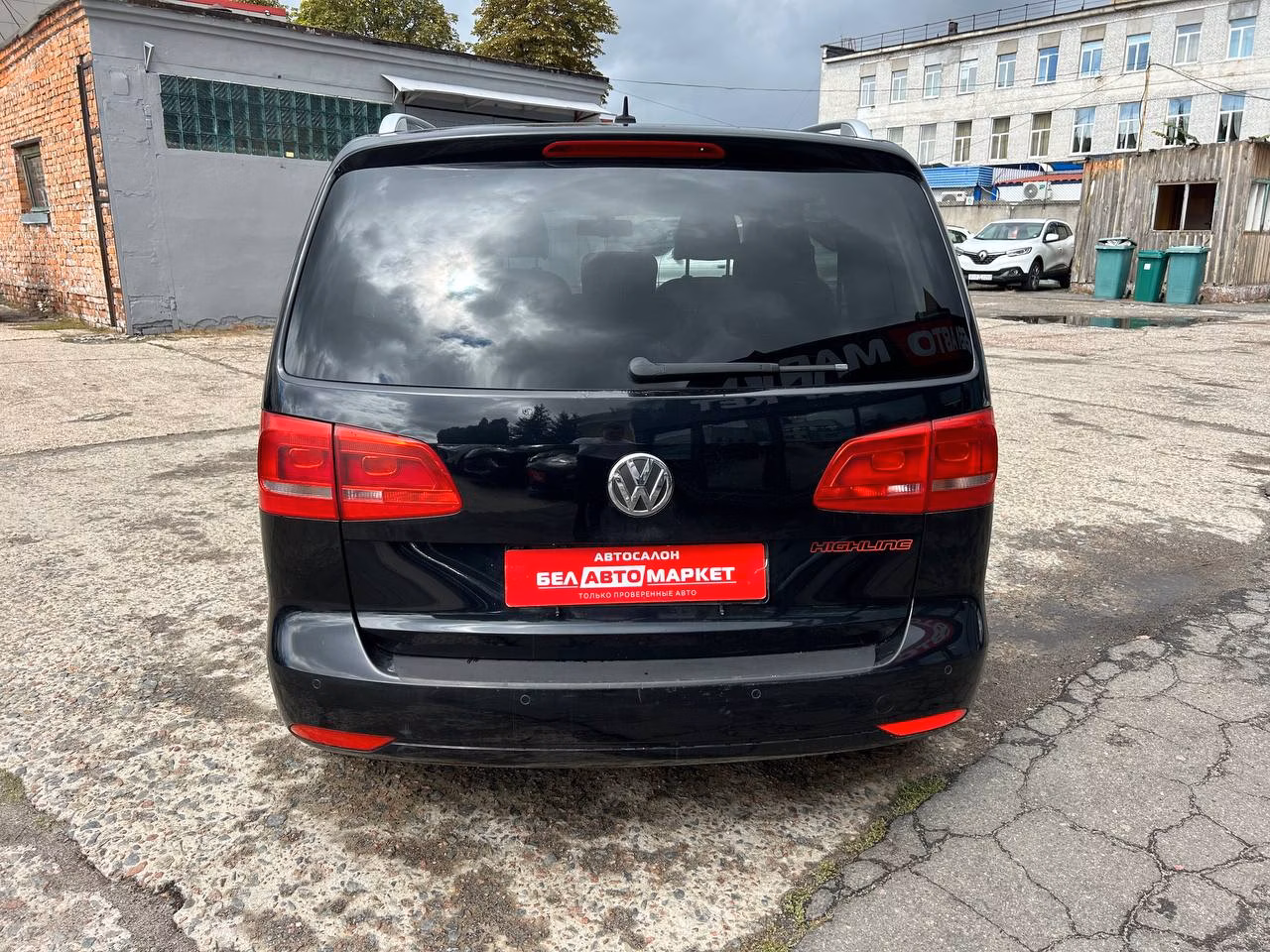 Volkswagen Touran фото 6