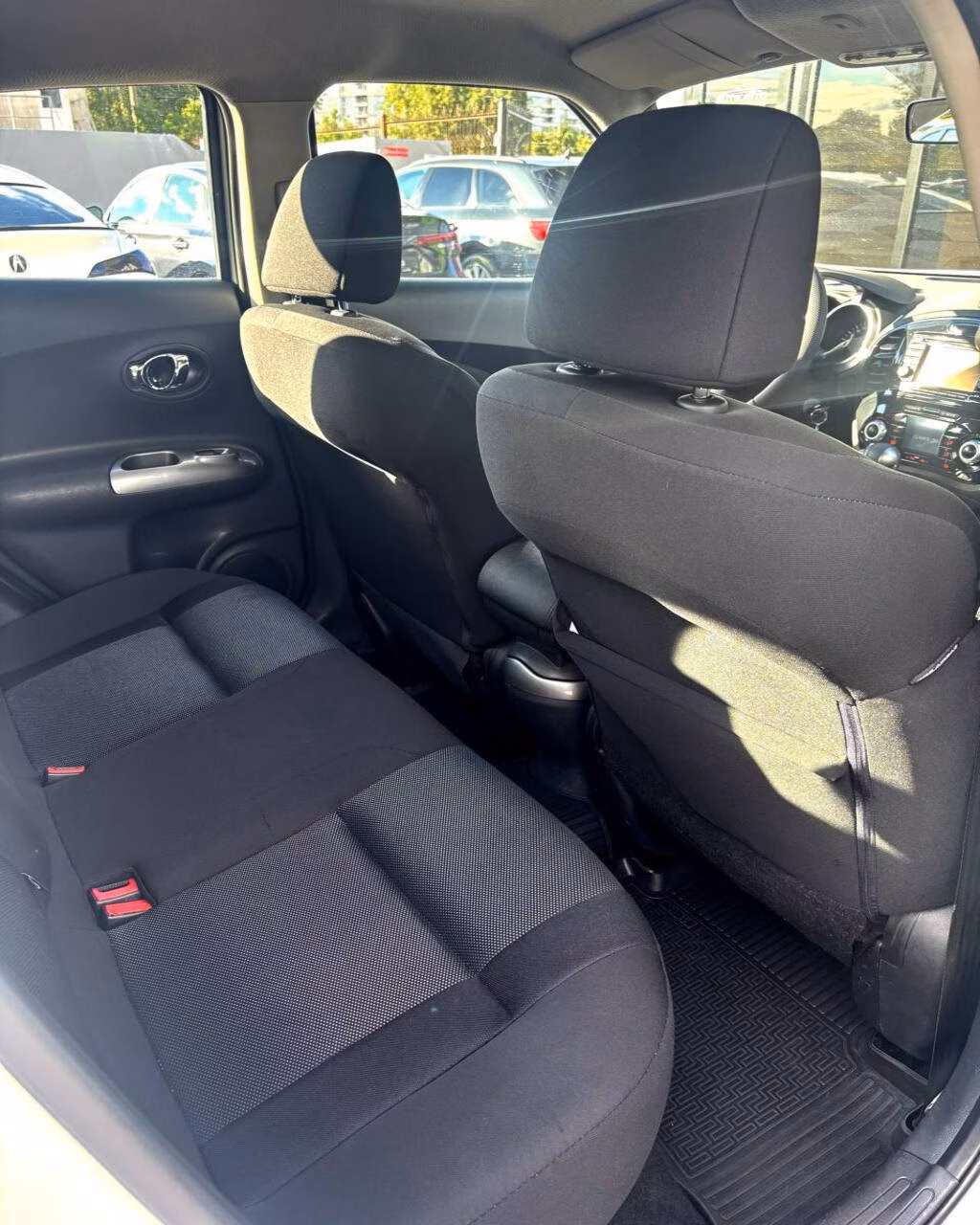 Nissan Juke фото 13