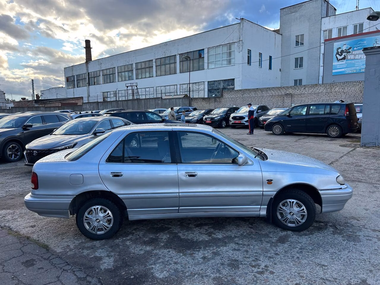 Hyundai Lantra фото 4