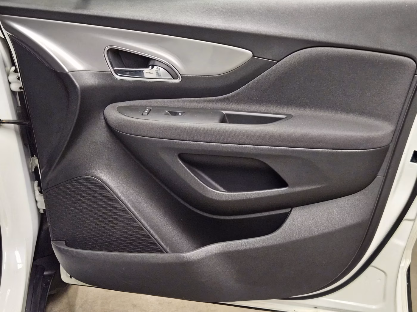 Opel Mokka фото 25