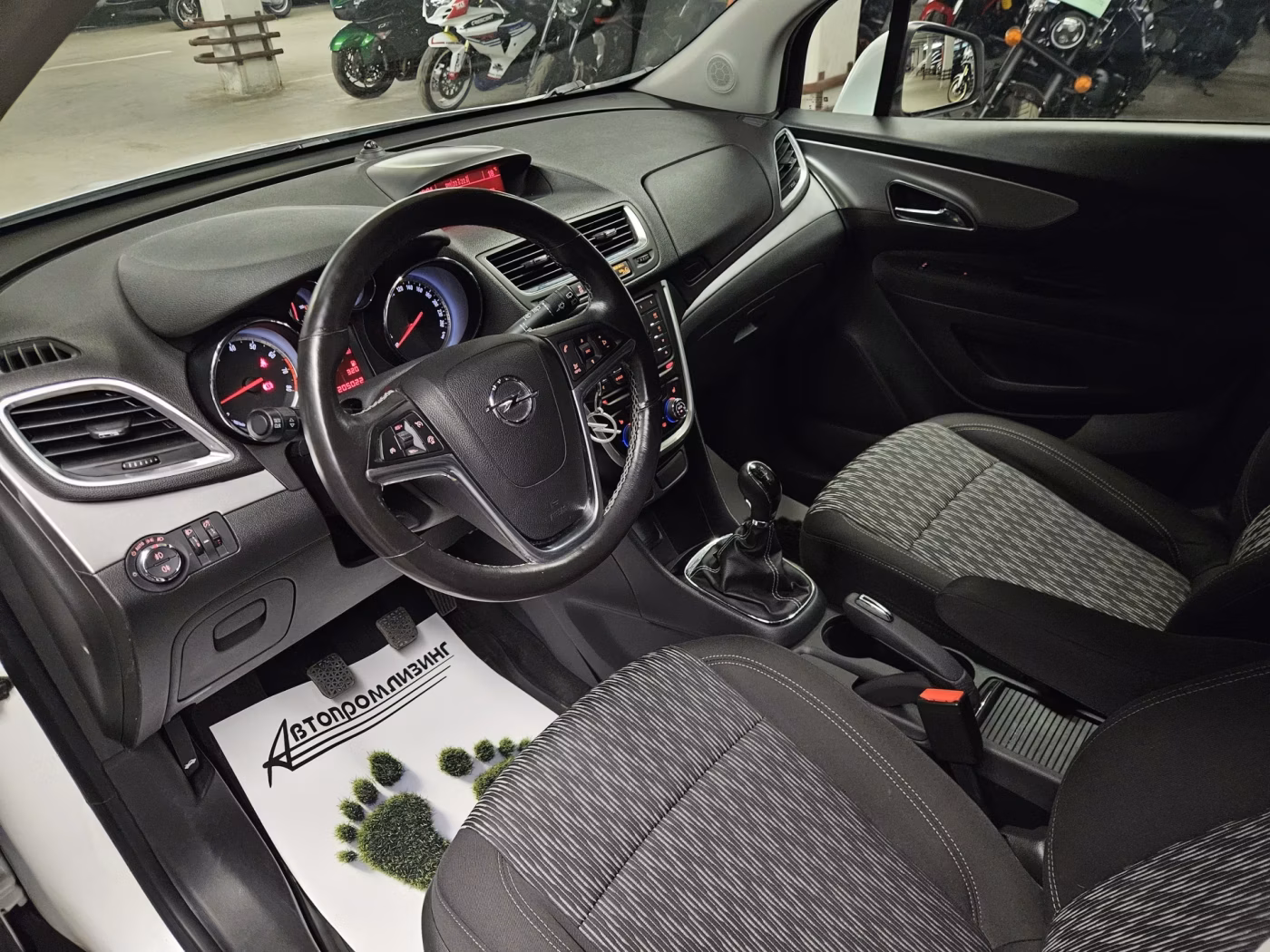 Opel Mokka фото 8