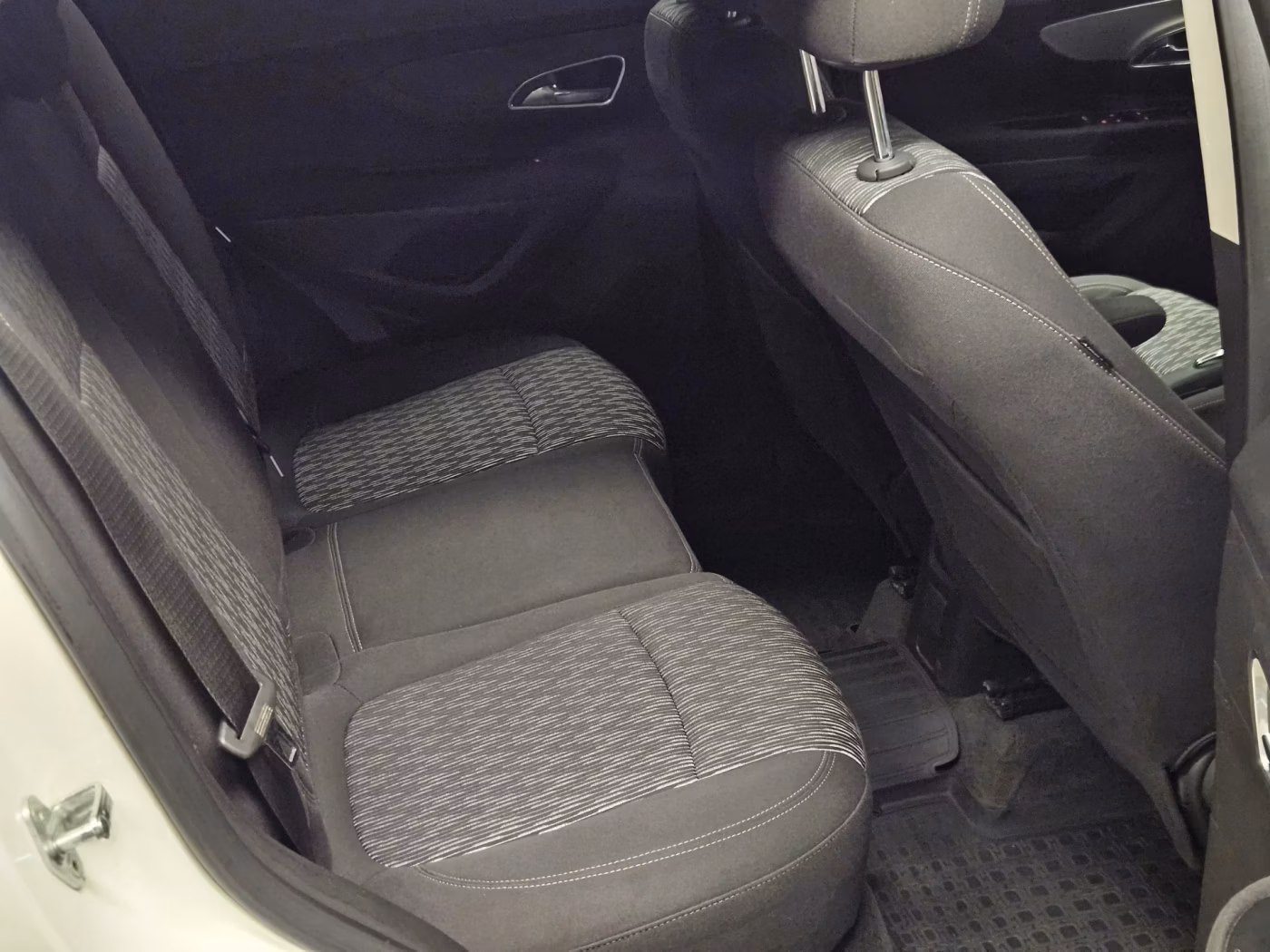 Opel Mokka фото 20