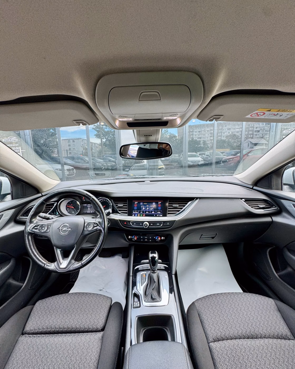 Opel Insignia фото 7