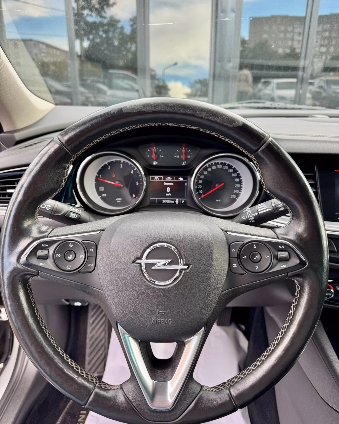 Opel Insignia фото 13