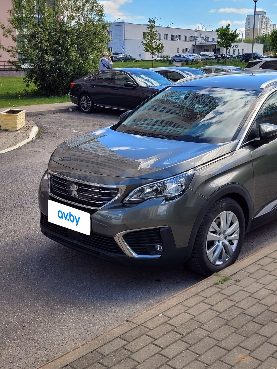 Peugeot 5008 фото 10
