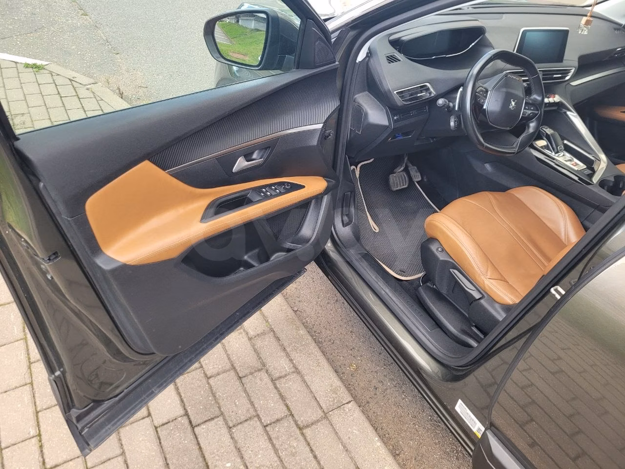 Peugeot 5008 фото 6