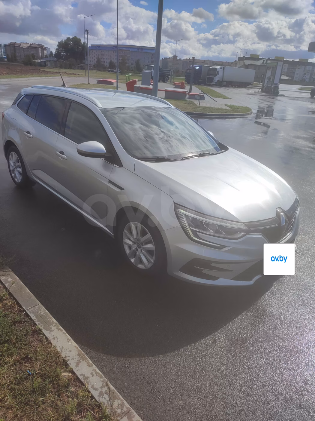 Renault Megane фото 4