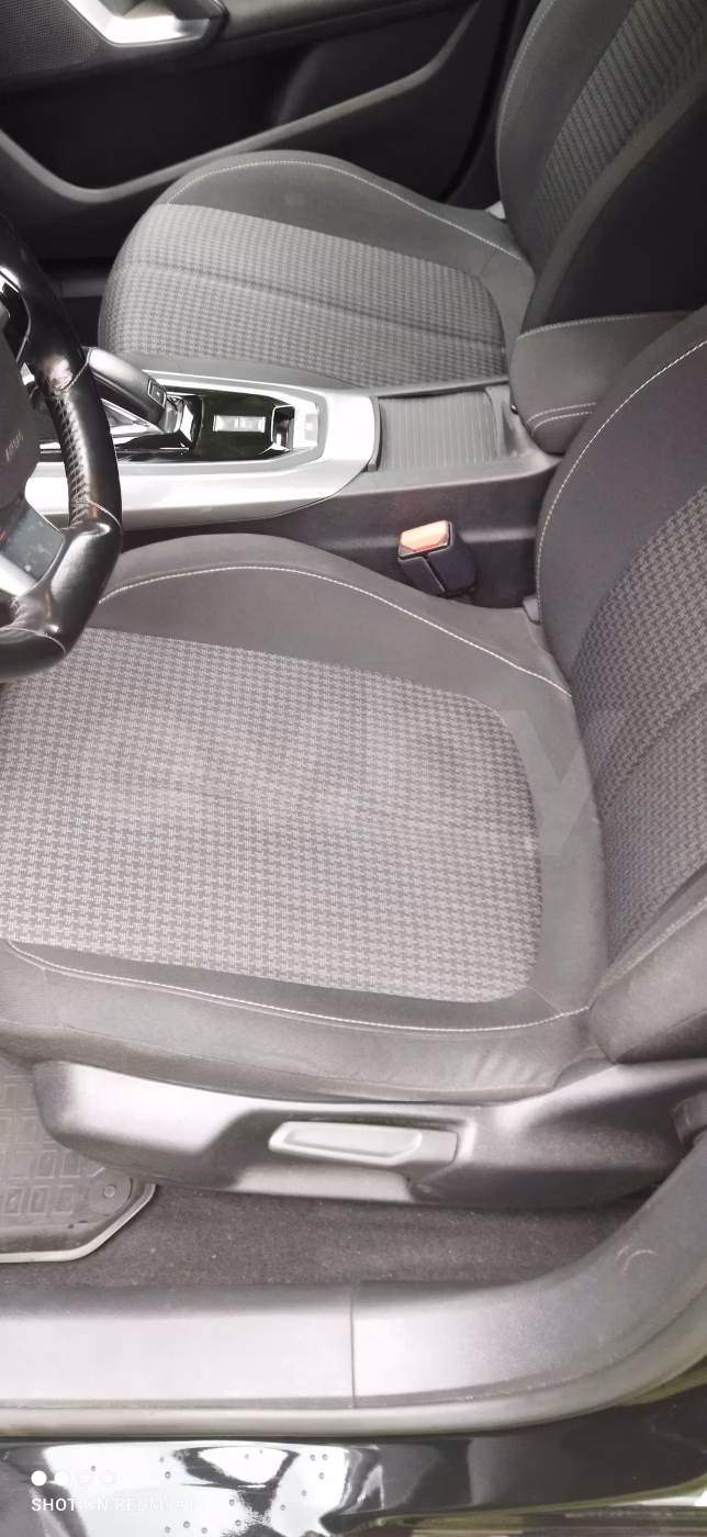 Peugeot 308 фото 17
