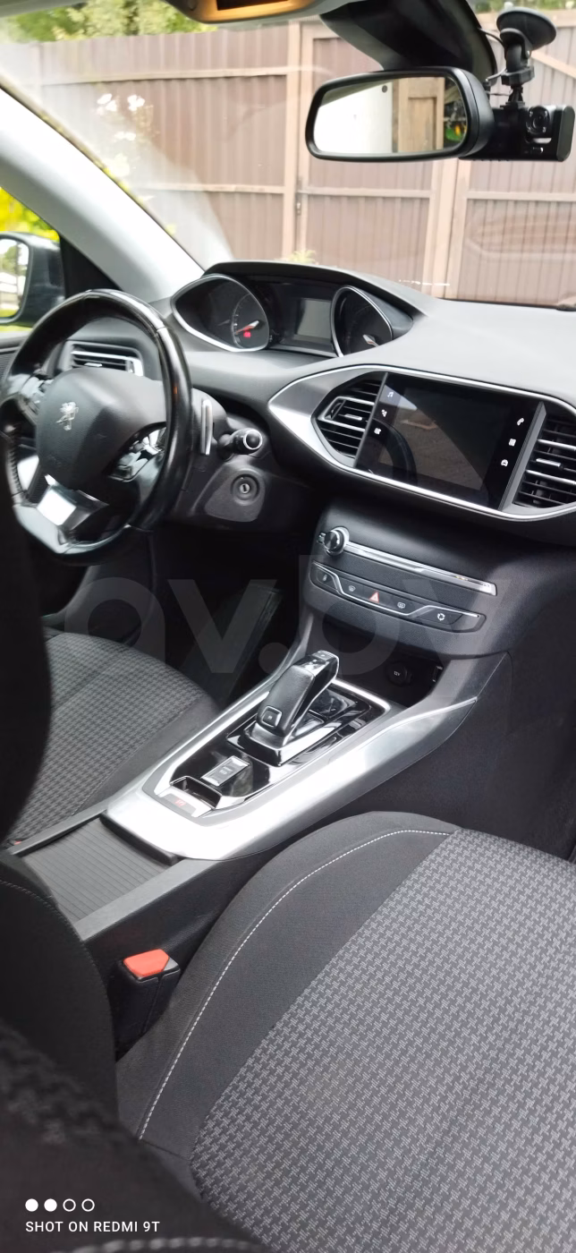 Peugeot 308 фото 14