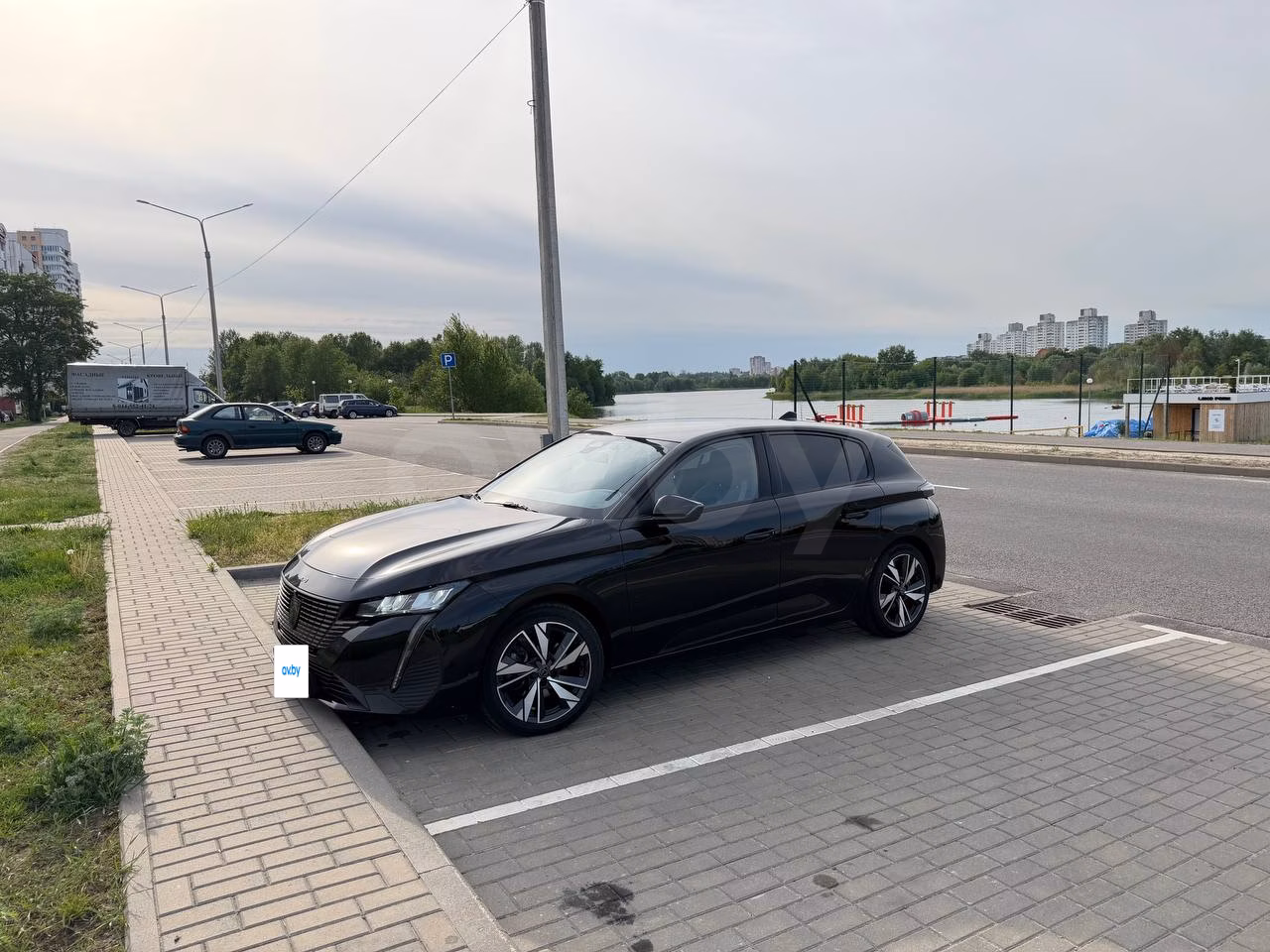 Peugeot 308 фото 2