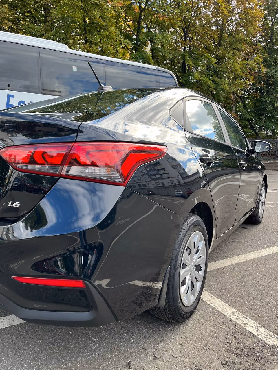 Hyundai Accent фото 12