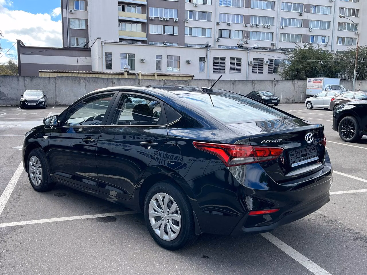 Hyundai Accent фото 8