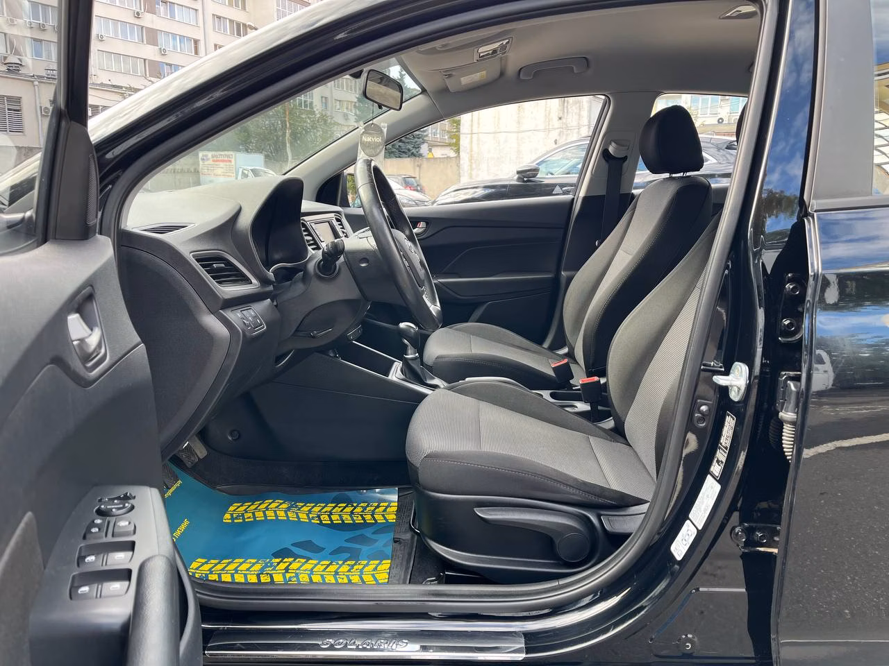 Hyundai Accent фото 13