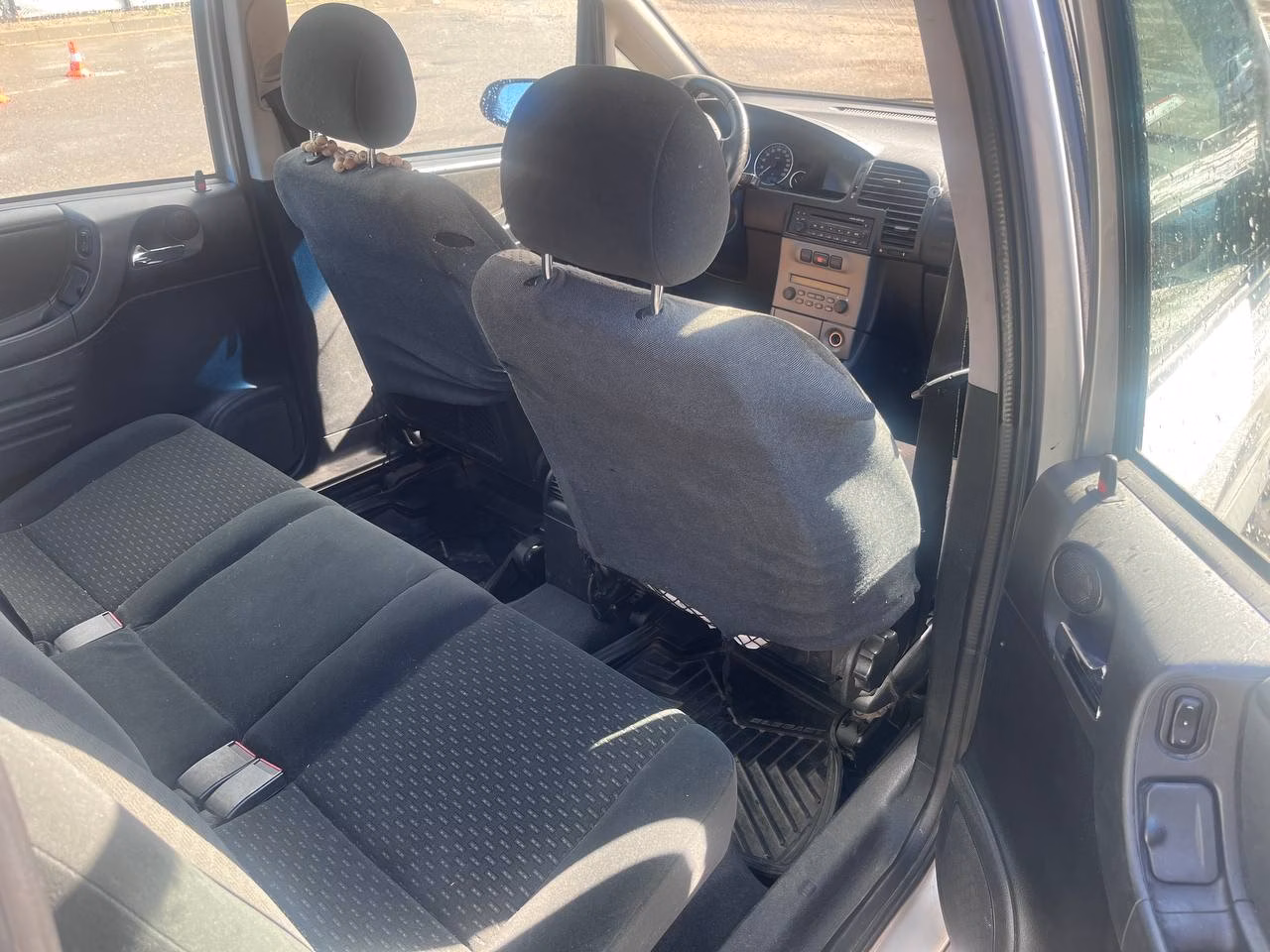 Opel Zafira фото 12