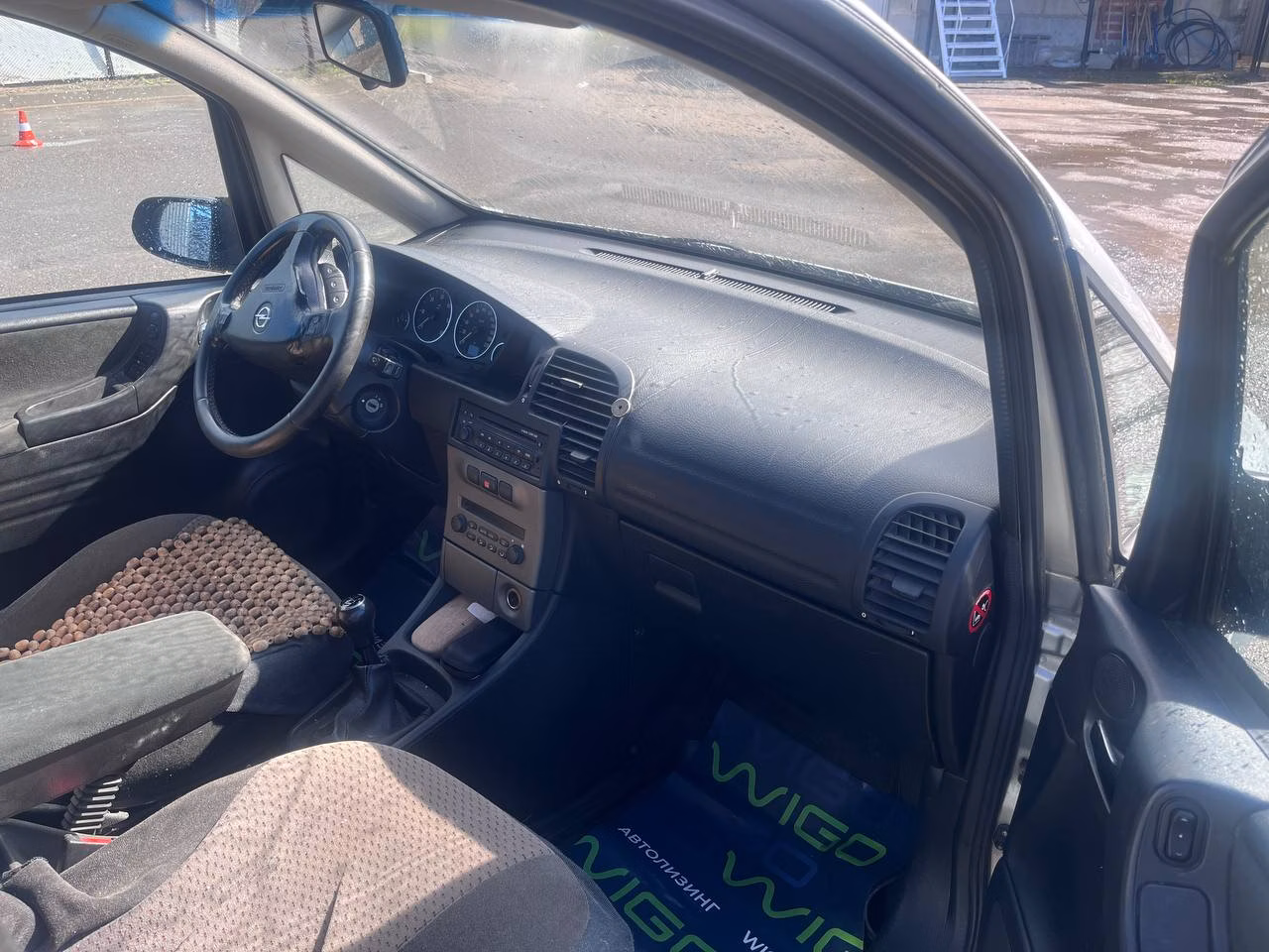 Opel Zafira фото 13