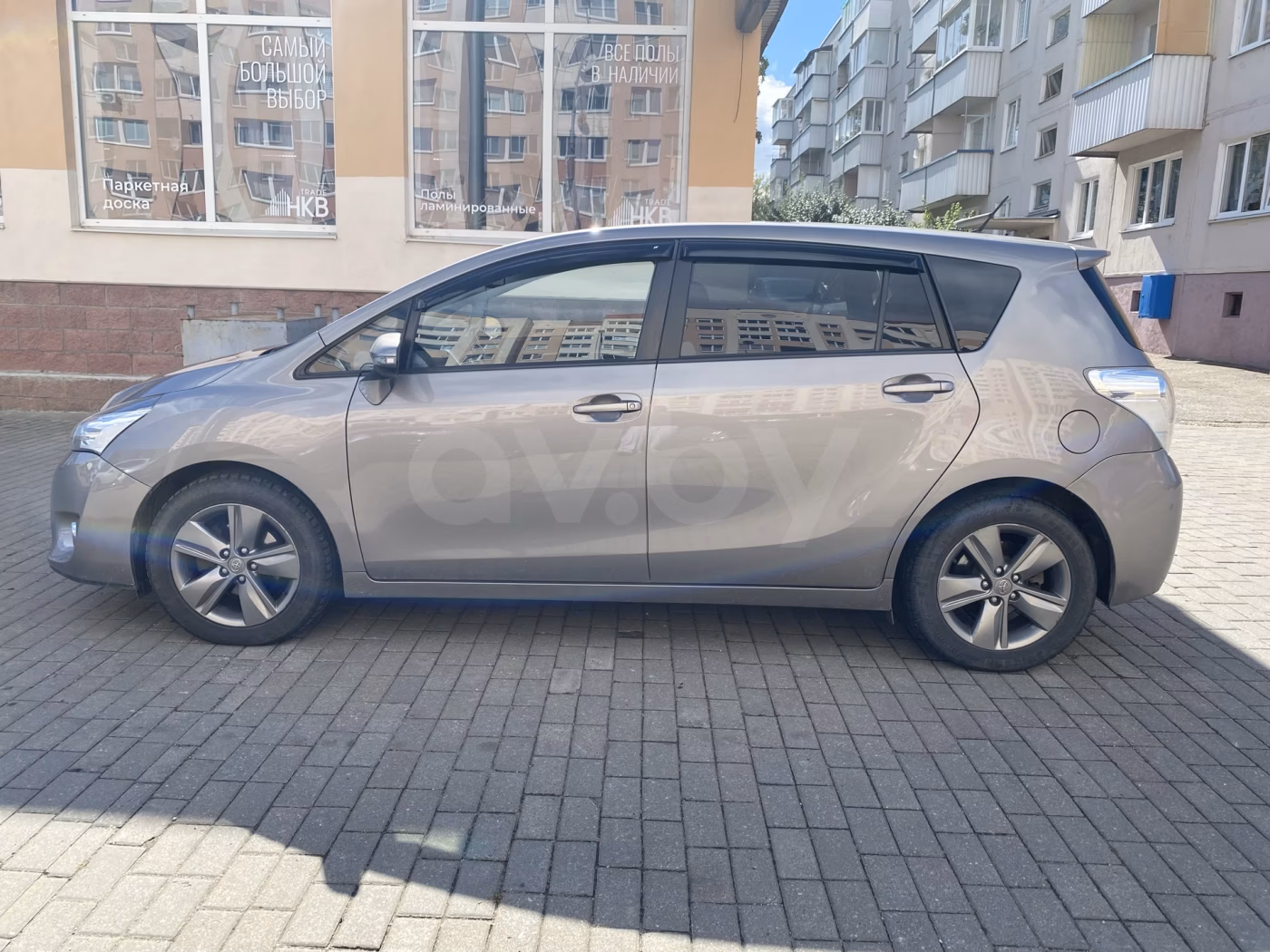 Toyota Verso фото 6