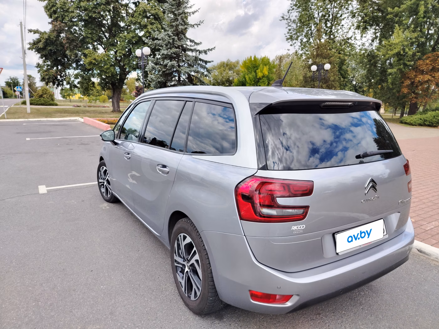 Citroen C4 Grand Spacetourer фото 6