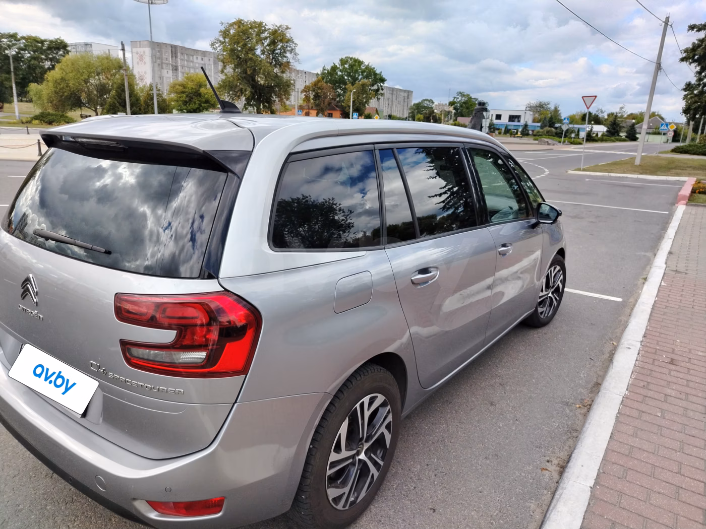 Citroen C4 Grand Spacetourer фото 7