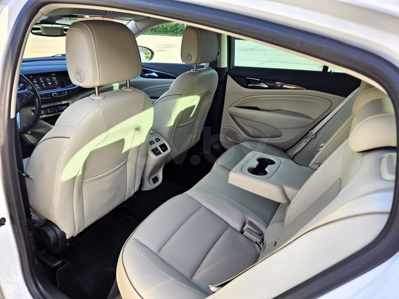Opel Insignia фото 12