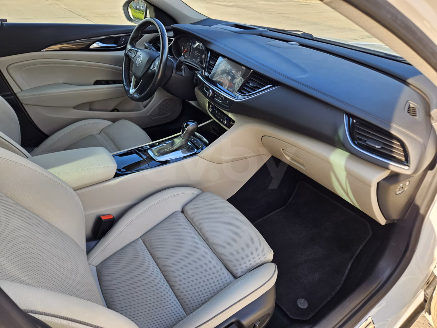 Opel Insignia фото 15