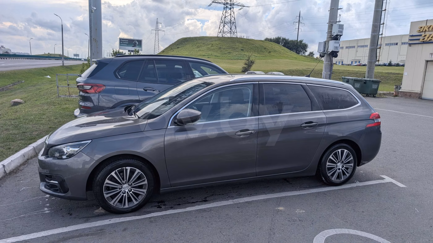 Peugeot 308 фото 4