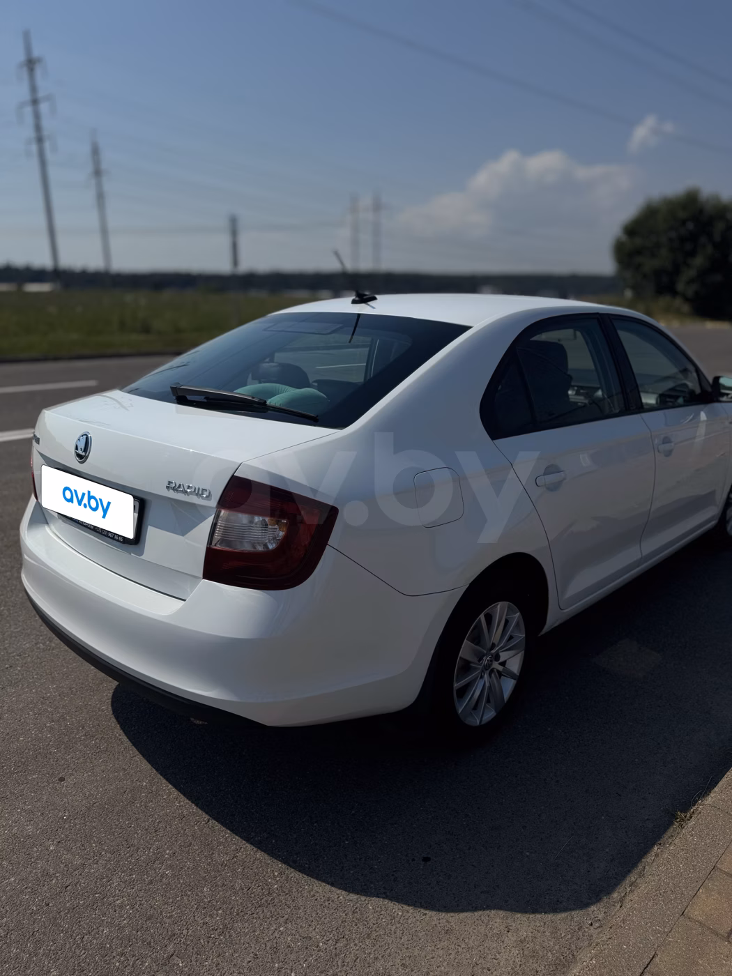 Skoda Rapid фото 4