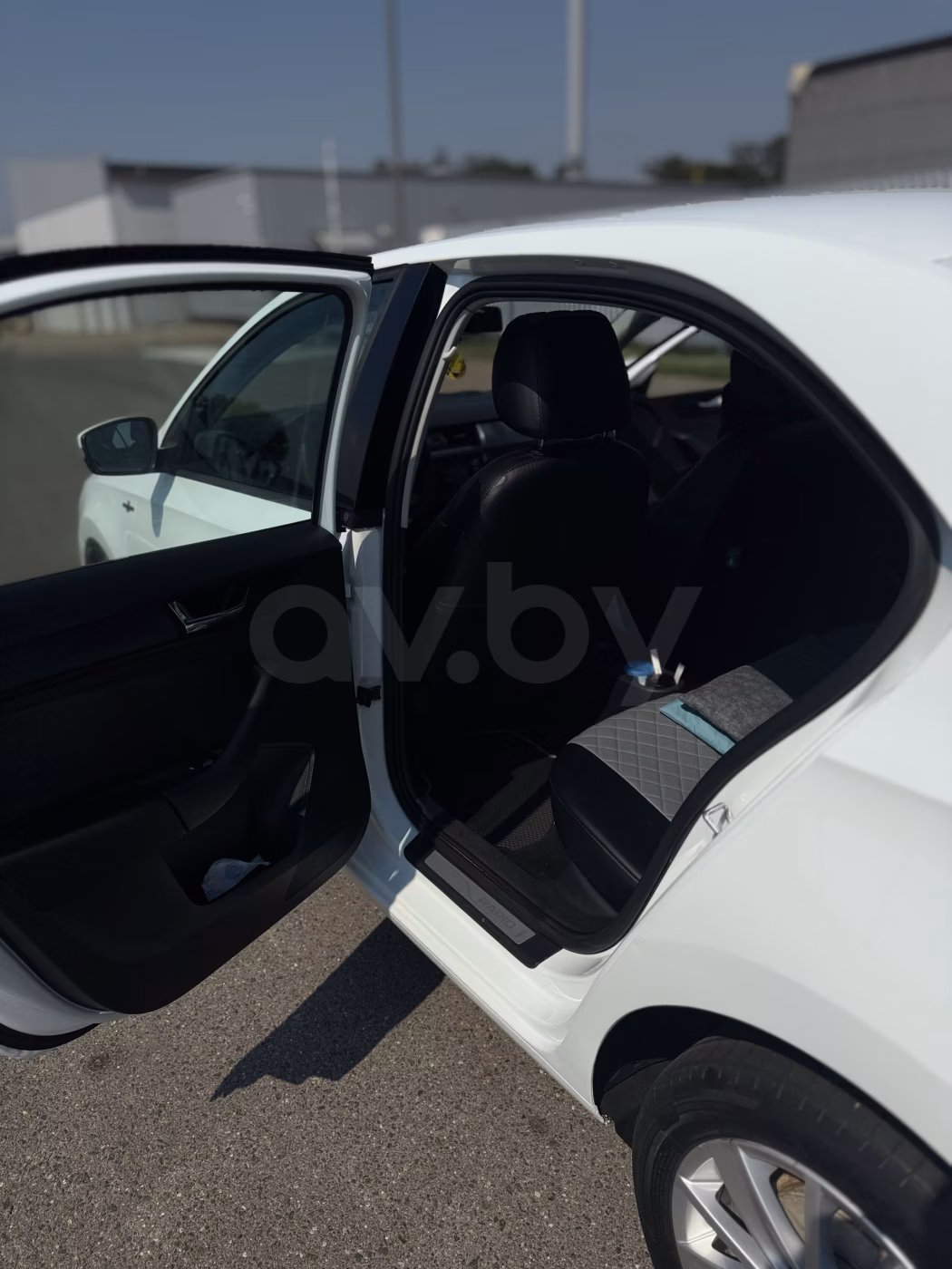 Skoda Rapid фото 17