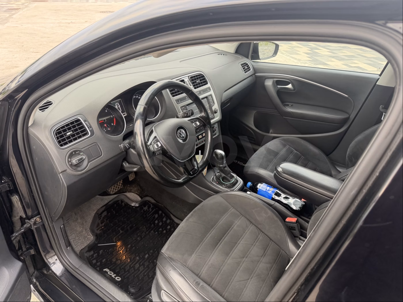 Volkswagen Polo фото 5