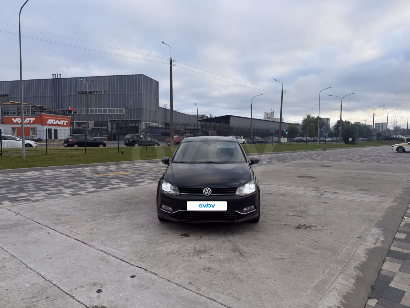 Volkswagen Polo фото 8
