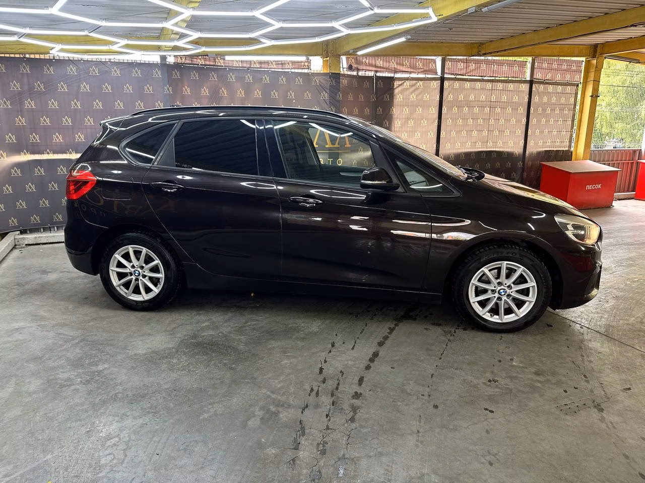 BMW 2 серия Active Tourer фото 5