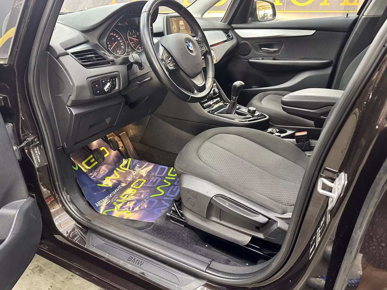 BMW 2 серия Active Tourer фото 15