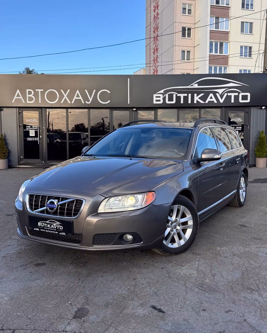 Volvo V70 фото 3