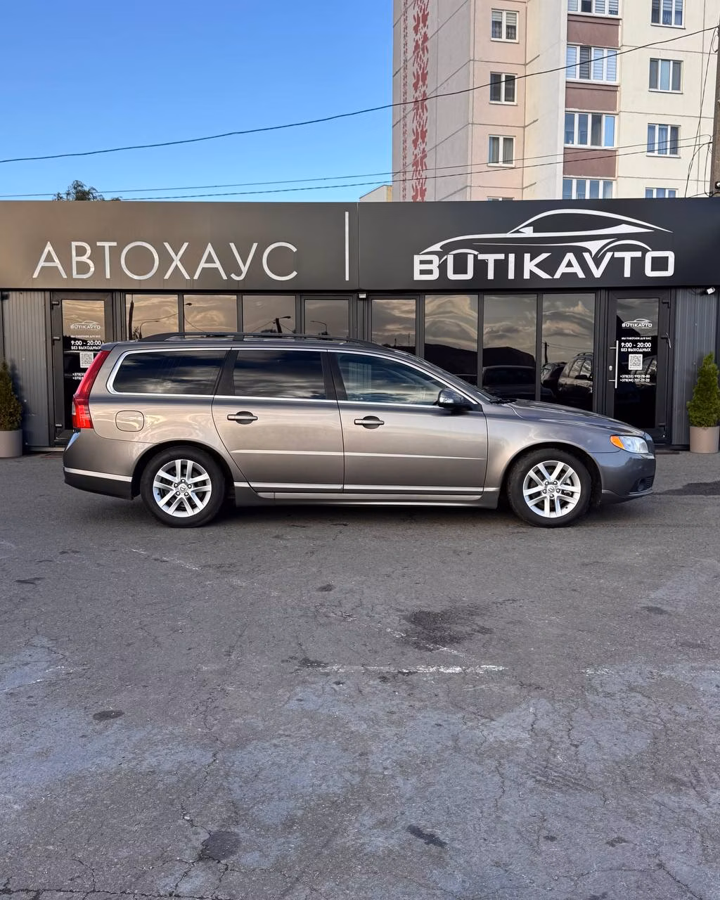 Volvo V70 фото 8