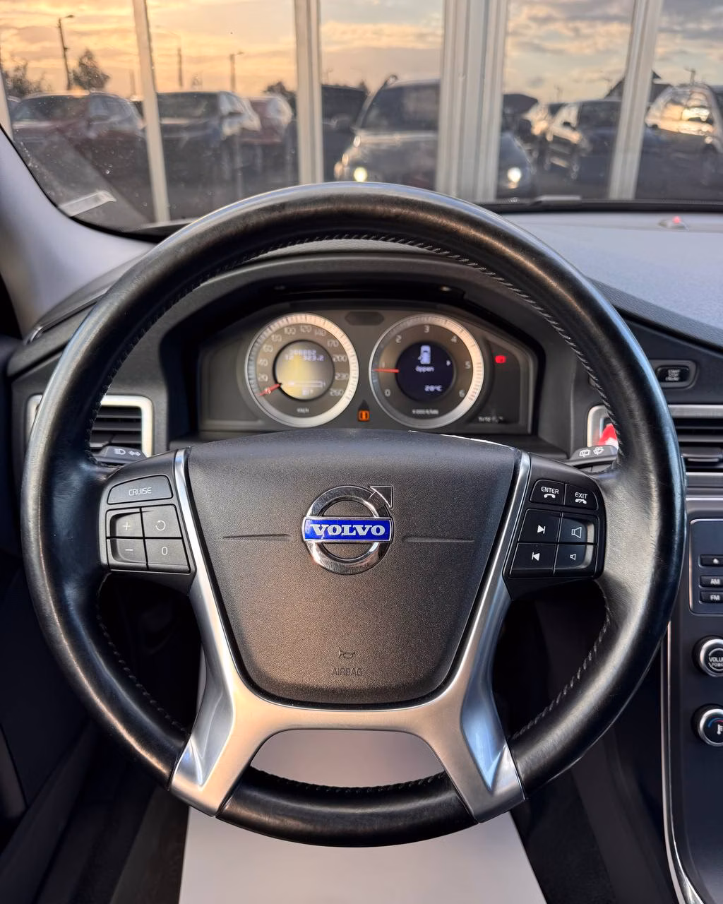 Volvo V70 фото 15