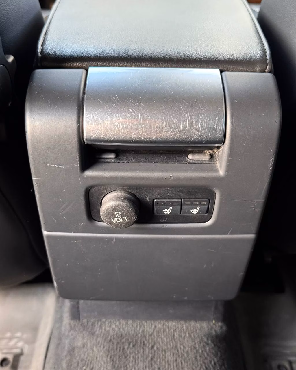 Volvo V70 фото 16