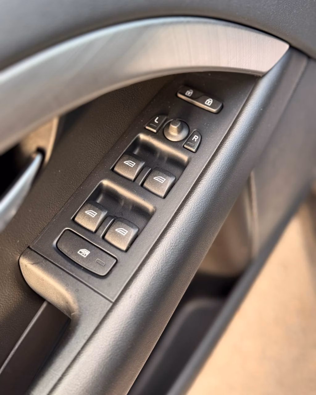 Volvo V70 фото 18