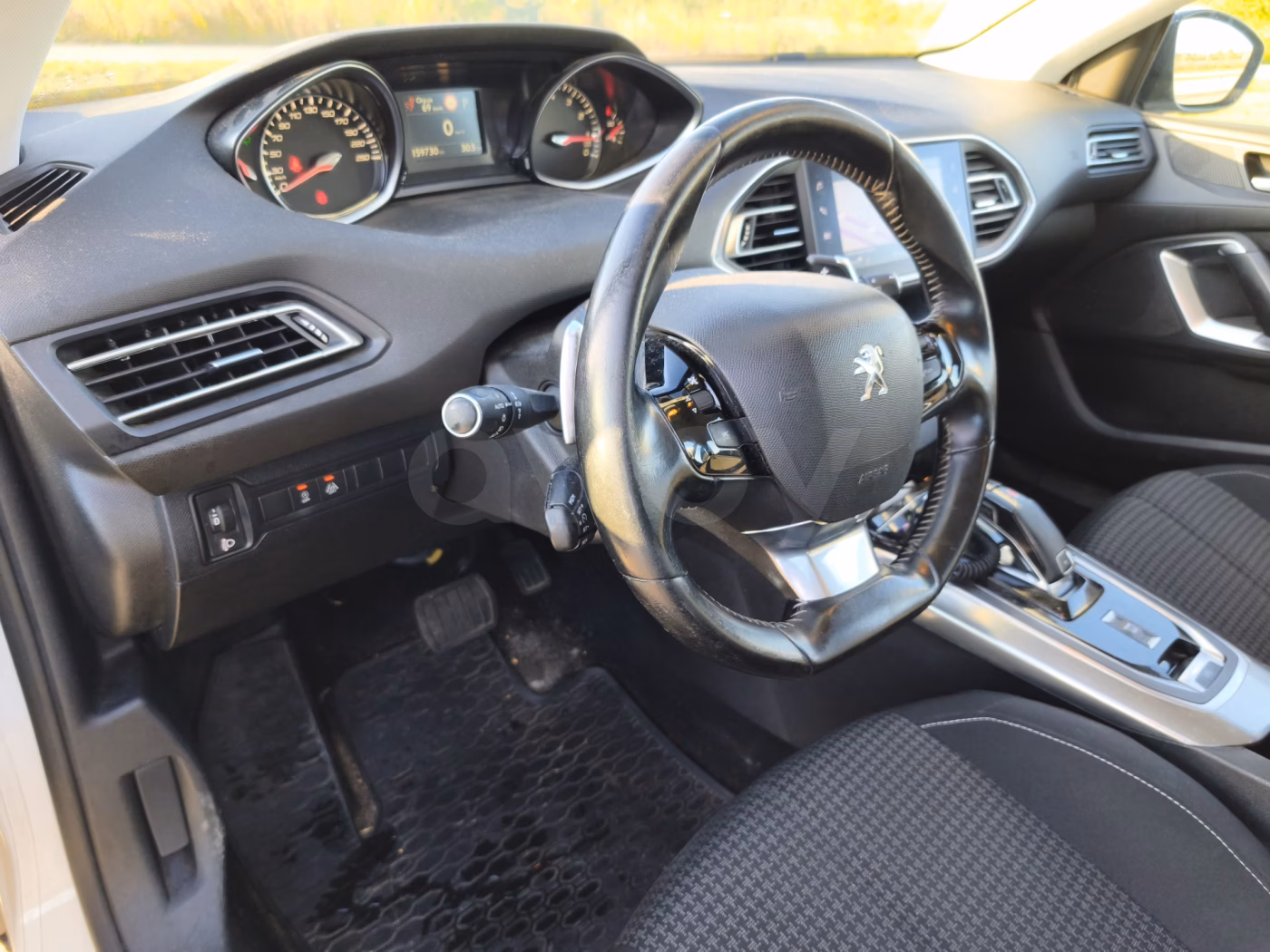 Peugeot 308 фото 6