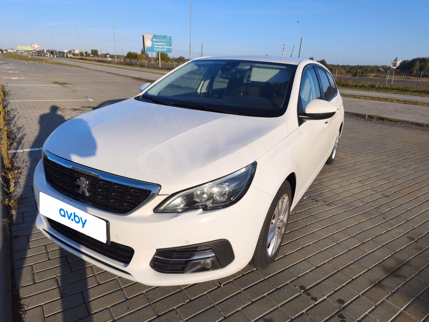 Peugeot 308 фото 3