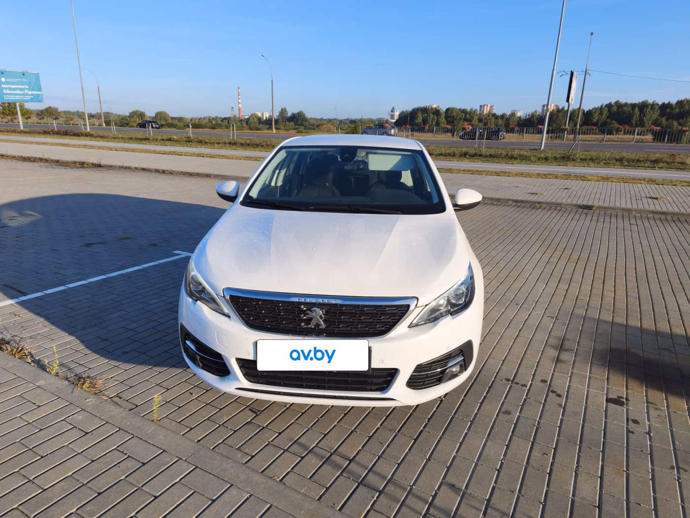 Peugeot 308 фото 2