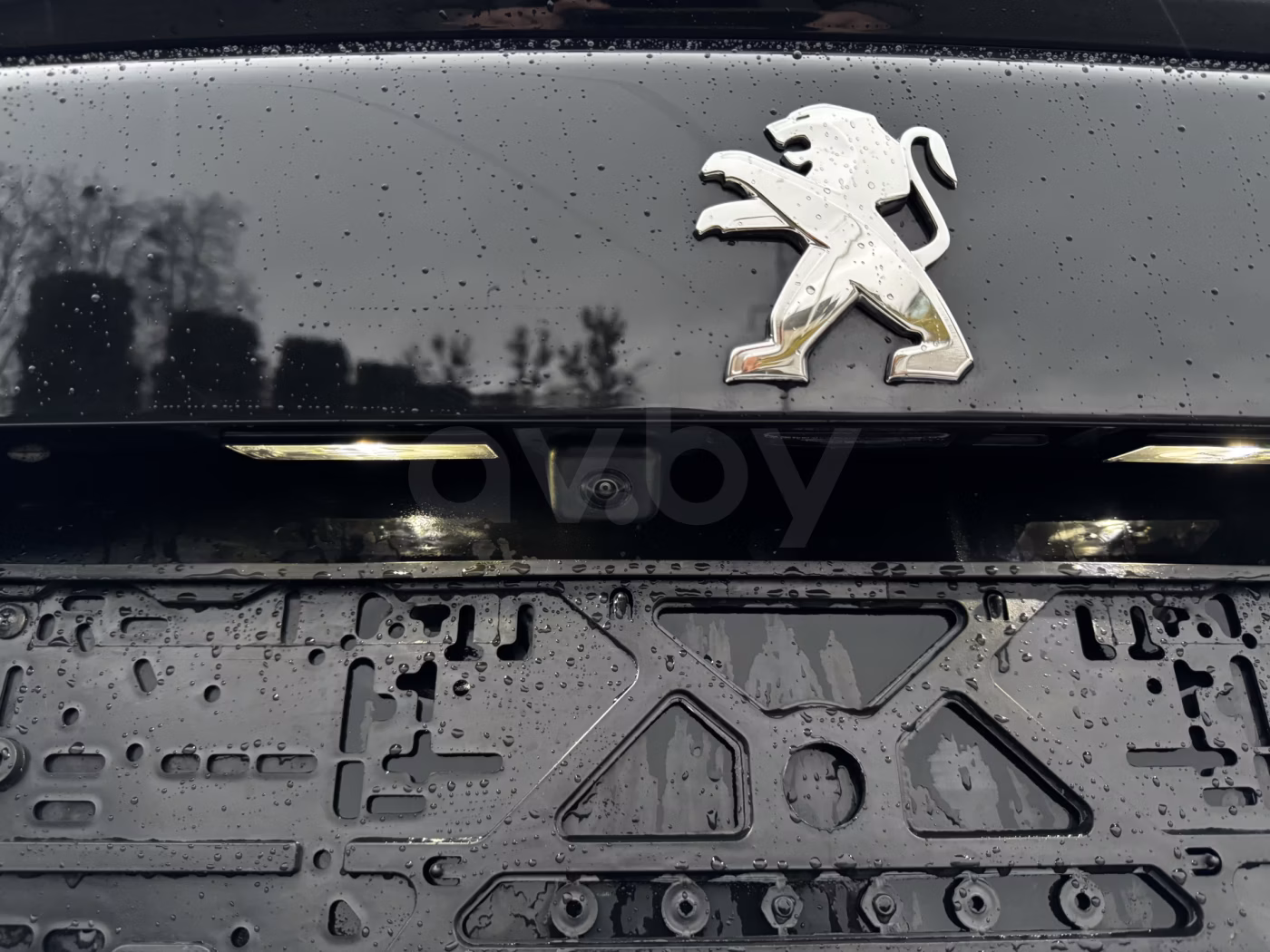 Peugeot 2008 фото 14