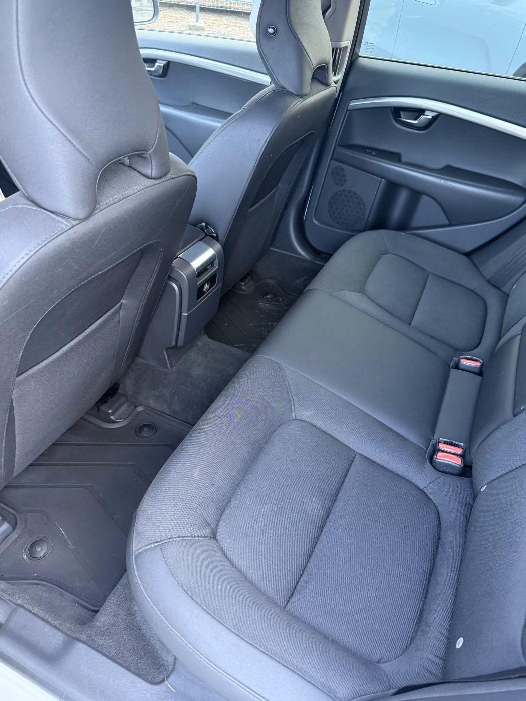 Volvo V70 фото 8