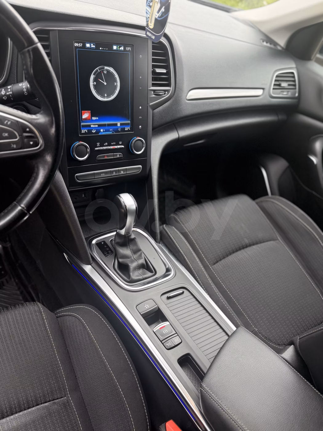 Renault Megane фото 10