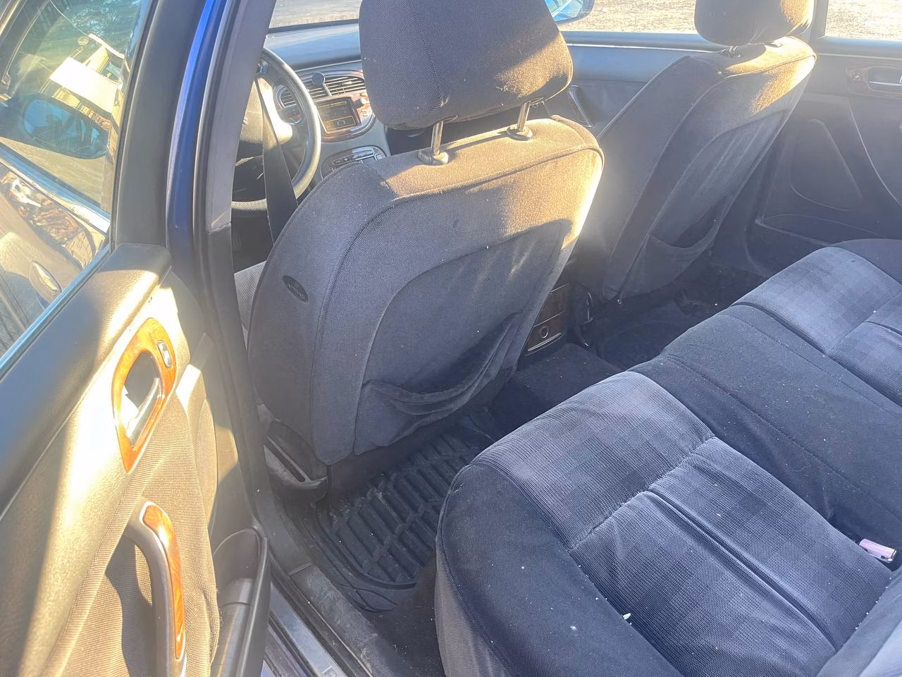 Peugeot 607 фото 10