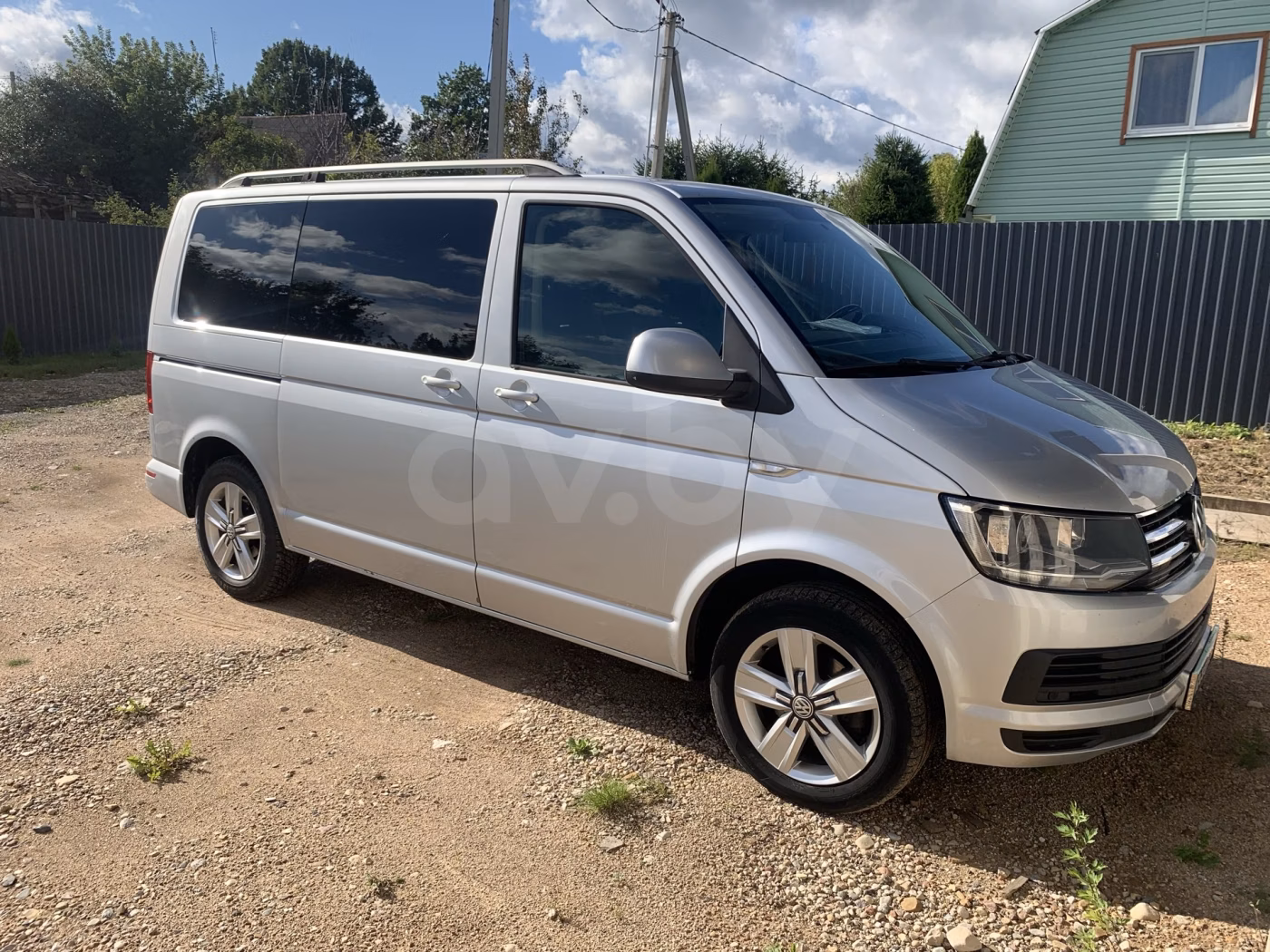 Volkswagen Caravelle фото 2