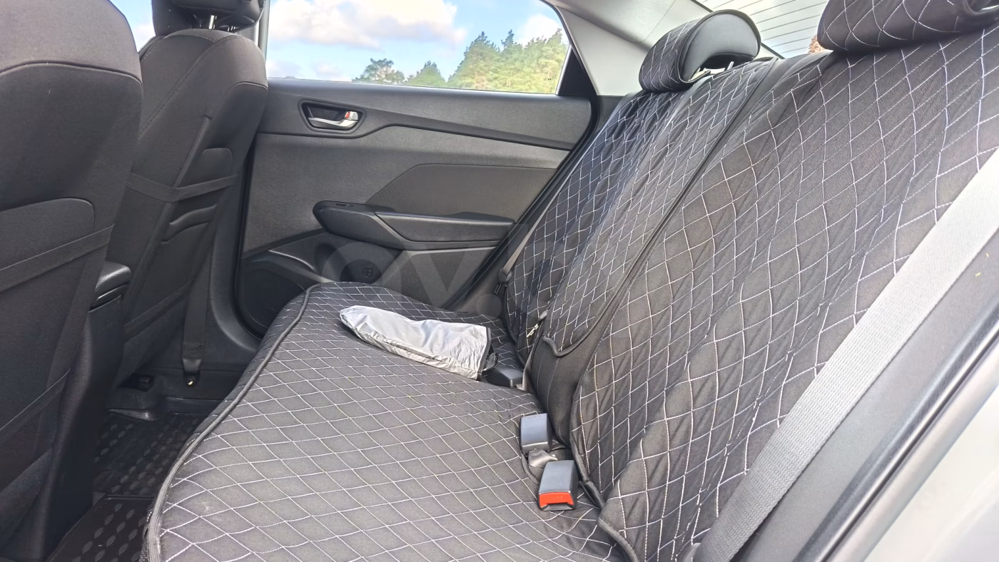 Hyundai Accent фото 17
