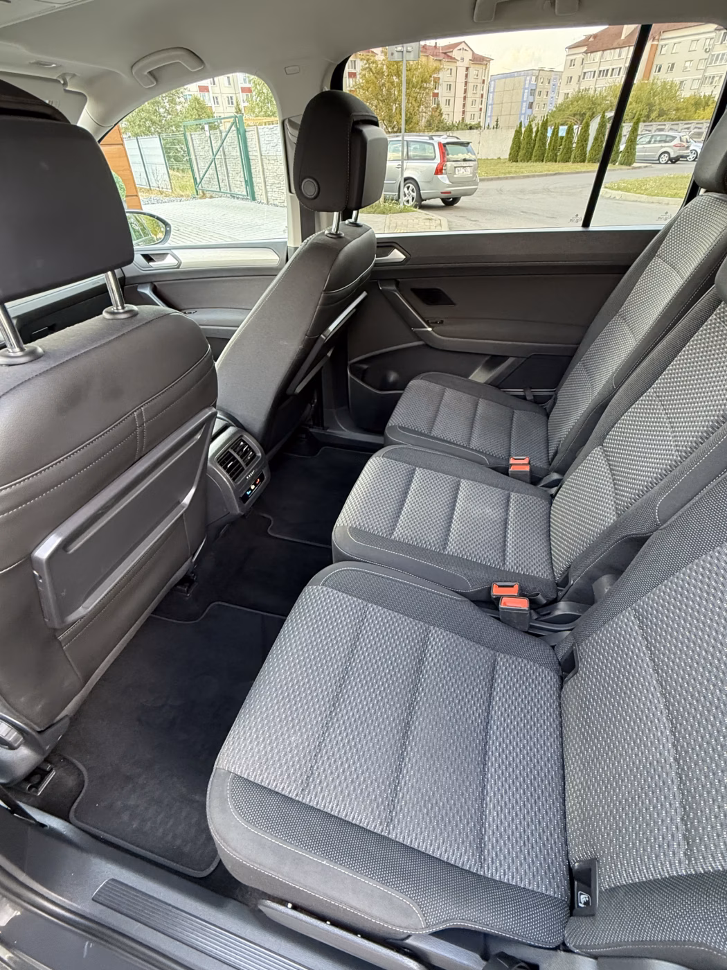 Volkswagen Touran фото 22