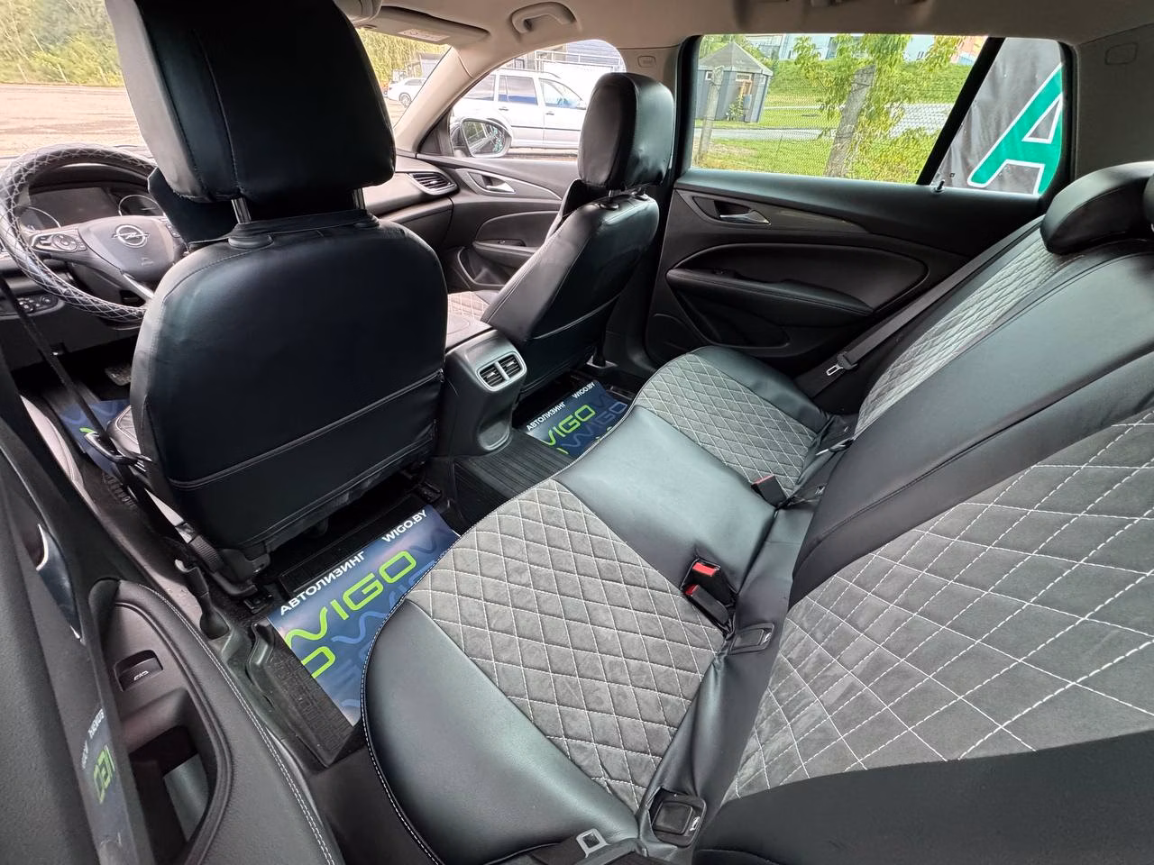 Opel Insignia фото 12
