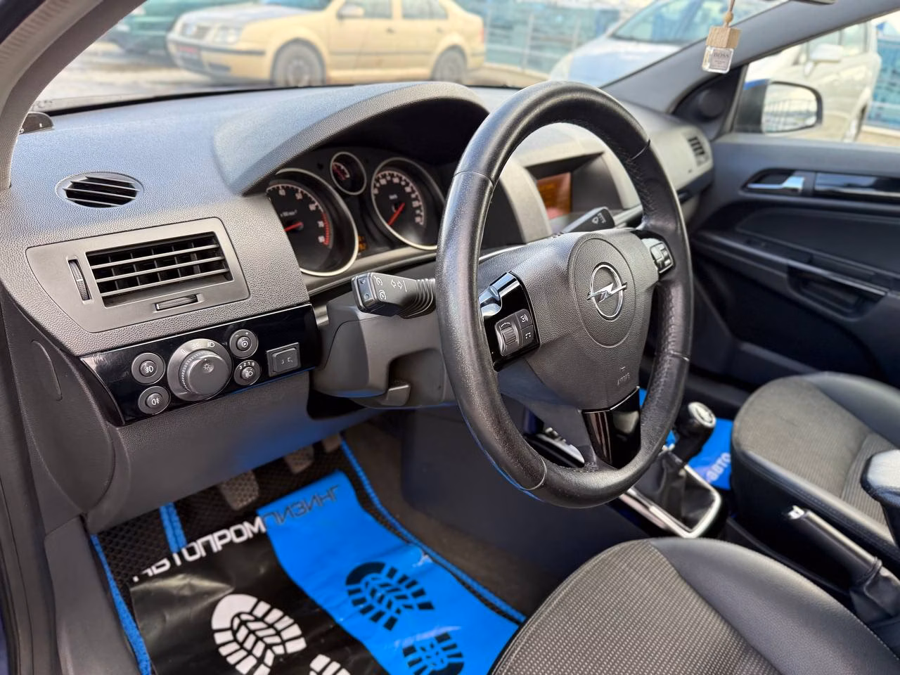 Opel Astra фото 20