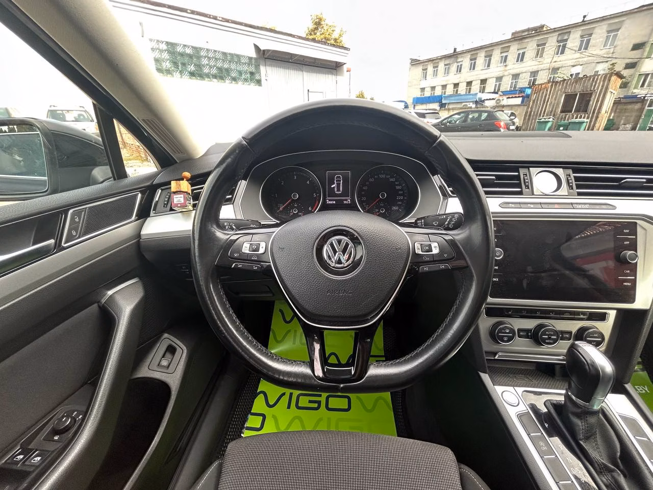 Volkswagen Passat фото 12